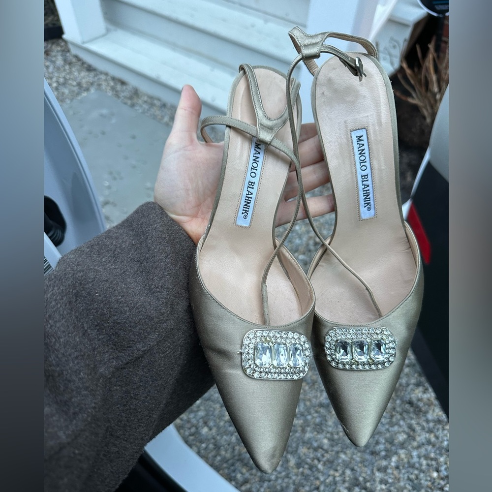 Light Gold Manolo Blaniks